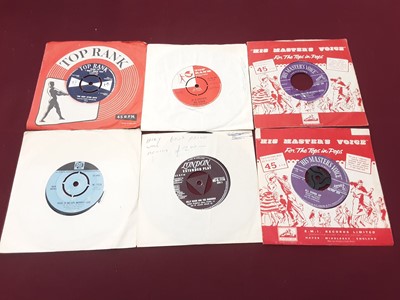 Lot 2224 - Vintage case of single records including Elvis Presley 45-POP 359 (silver x 2), Eddie Cochran (Tri 45 HL U 8386), Billy Ward and the Dominoes (RE V 1114), Dion and the Belmonts, Danny and the Junio...