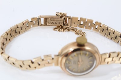 Lot 200 - 1950s 9ct gold ladies Tudor Royal wristwatch