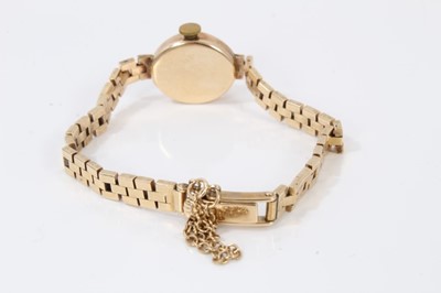 Lot 200 - 1950s 9ct gold ladies Tudor Royal wristwatch