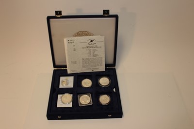 Lot 447 - World - Mixed silver coinage to include Australia 'Kookaburra' Dollar 1997, Canada 'Maple Leaf 1997, G.B. 'Britannia' 1997 British Trade Dollar 1902B AVF, United States 'Eagle' 1997 and others (14...