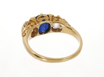 Lot 595 - Late Victorian diamond and sapphire three stone ring