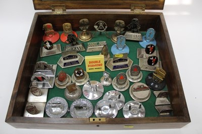Lot 2515 - Collection of vintage advertising menu holders