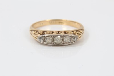 Lot 236 - 18ct gold diamond five stone ring