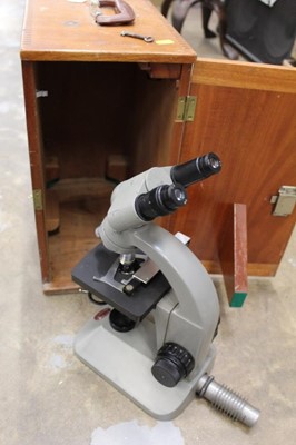 Lot 2636 - 1960's / 70's students Diamax microscope by Beck of London in case together with another similar Japanese microscope in case (2)