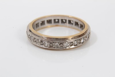 Lot 292 - Diamond eternity ring