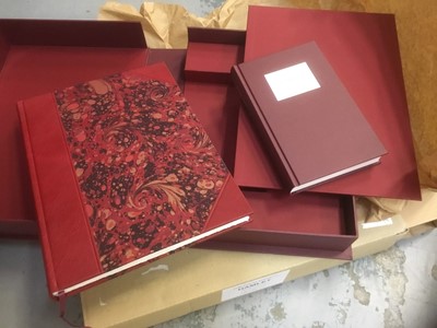 Lot 1651 - Special limited edition Folio Society edition of Hamlet numbered 1077 from an edition of 3750