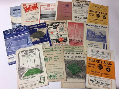 Lot 1446 - Football programmes selection including 1950s-1990s period both English and Scottish Clubs (large box)