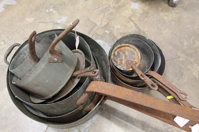 Lot 2613 - Collection of eleven various antique copper pans by various makers to include, Harrods, La Fontaine, and Mores & Lucca (11)